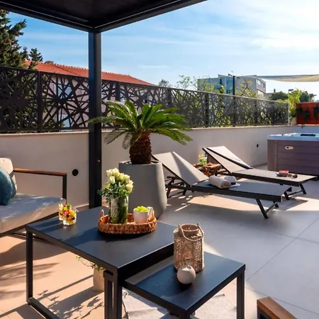 아파트 Melisa Penthouse *