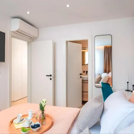 Melisa Penthouse