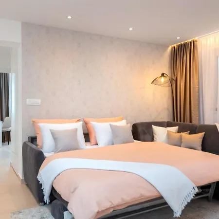 Melisa Penthouse